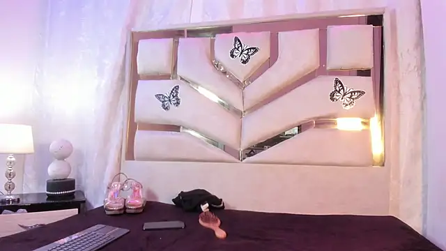 Strella ferrera online show from 03/08/26, 05:55