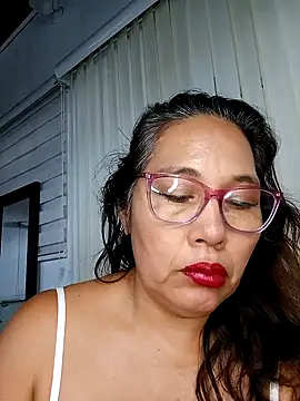 anniecoopeer online show from 01/31/25, 03:22