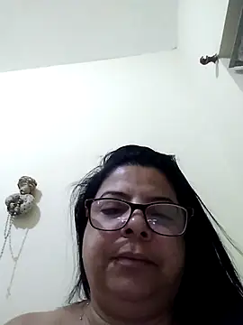 coroadelicia45 online show from 02/10/25, 05:14