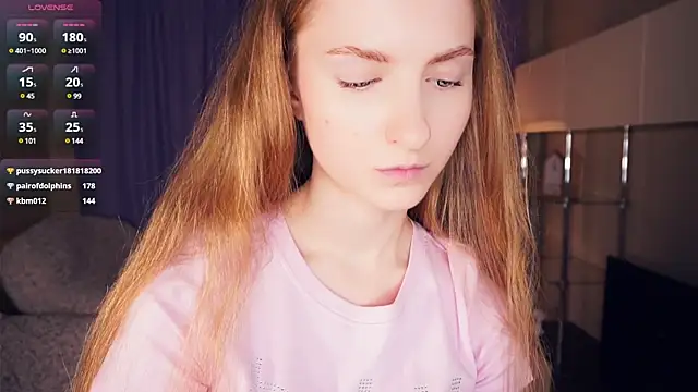 Snapshot of EsmaCarll chatting on 01/11/25, 02:20 EsmaCarll online show from 01/11/25, 02:20