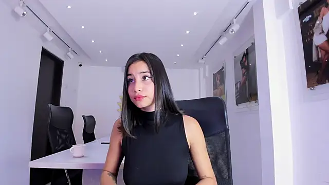 NairobiLee online show from 09/10/25, 11:21