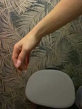 BlueEyesCarole online show from 12/17/24, 07:26