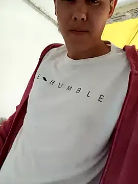 Mateus3040 online show from 09/26/25, 03:05