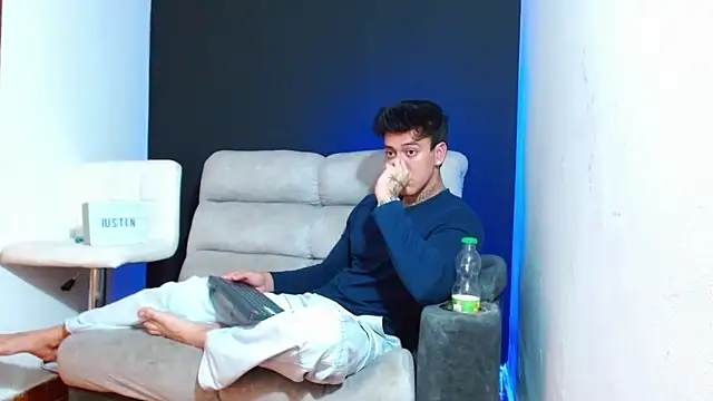 JUSTIN FULLER1 online show from 02/18/26, 11:33