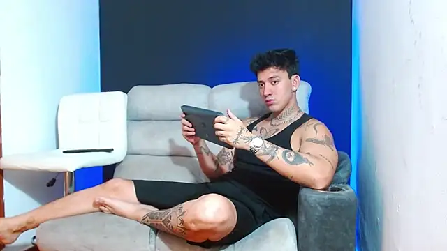 JUSTIN FULLER1 online show from 02/28/26, 06:42