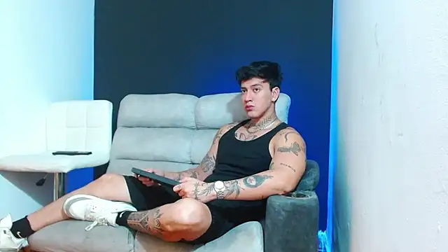 JUSTIN FULLER1 online show from 03/20/26, 05:40