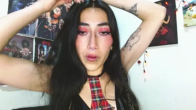 Asterothxznikki online show from 12/23/24, 07:06