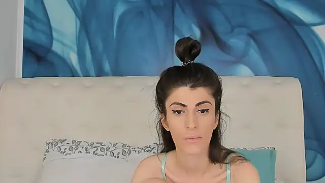 SkinnyDolly online show from 10/20/25, 02:12