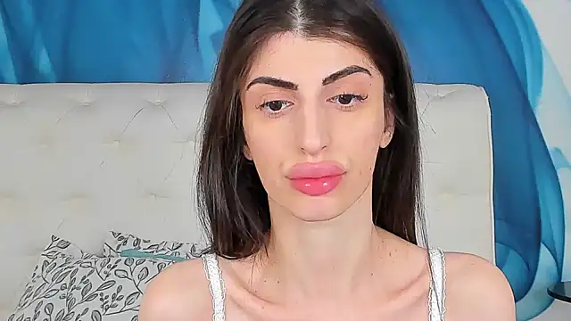 SkinnyDolly online show from 03/19/26, 12:47