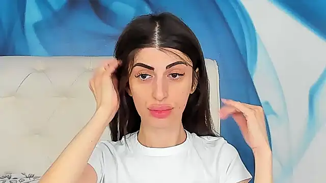 SkinnyDolly online show from 04/15/26, 02:18