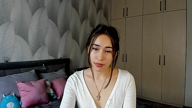 Snapshot of Bambiii_bby chatting on 01/27/25, 07:56 Bambiii bby online show from 01/27/25, 07:56