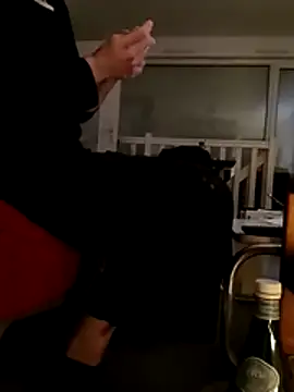 Snapshot of crems77 chatting on 02/11/26, 10:26 crems77 online show from 02/11/26, 10:26