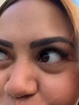 lariic online show from 03/21/26, 08:23