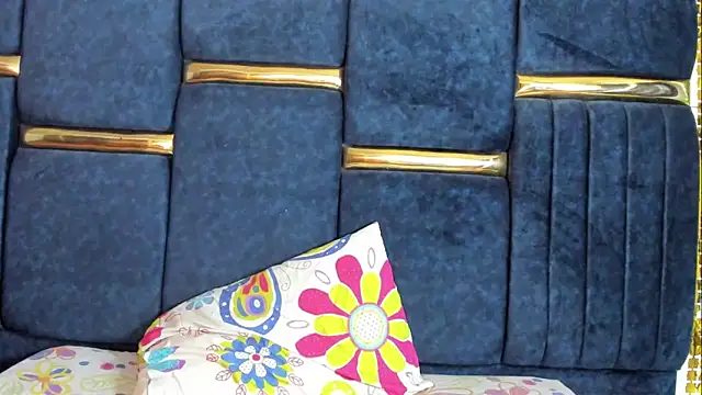 skaysanchez1 online show from 11/21/25, 07:45