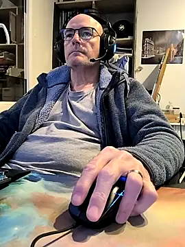 bogland33 online show from 03/20/25, 07:04