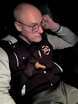 bogland33 online show from 03/22/25, 02:16