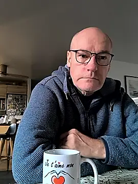 bogland33 online show from 11/26/25, 07:42