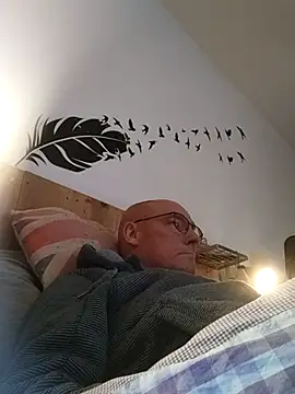 bogland33 online show from 11/26/25, 07:48