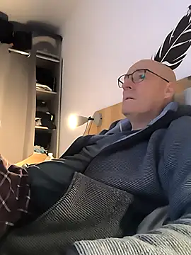 bogland33 online show from 12/21/25, 08:38