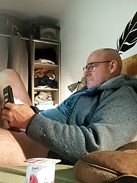 bogland33 online show from 02/05/26, 11:20