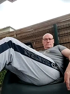 bogland33 online show from 05/31/26, 01:40