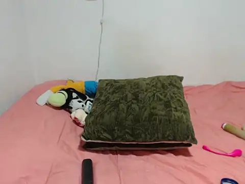 carolina linarez69 online show from 09/14/25, 07:24