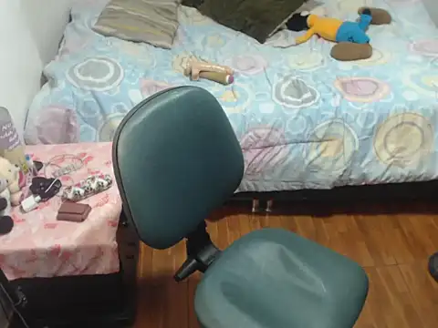 carolina linarez69 online show from 11/06/25, 11:37