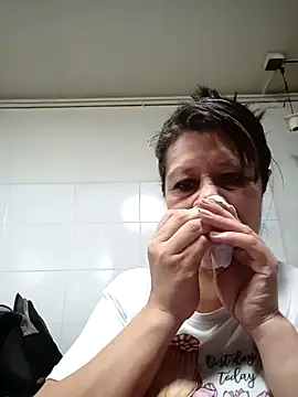 carolina linarez69 online show from 05/16/26, 11:57
