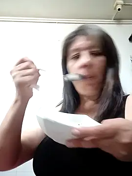 carolina linarez69 online show from 06/02/26, 08:44