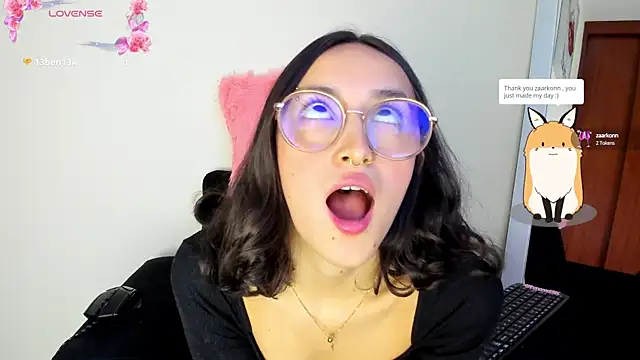 its  angelica  online show from 02/03/25, 09:29