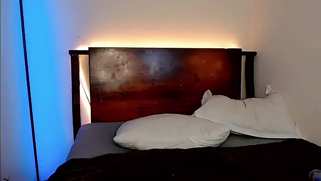 Snapshot of MimiRodriguez chatting on 12/03/24, 08:49 MimiRodriguez online show from 12/03/24, 08:49