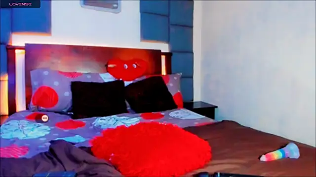 Snapshot of MimiRodriguez chatting on 02/27/25, 01:27 MimiRodriguez online show from 02/27/25, 01:27