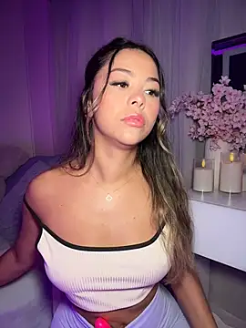 tuckersabrina online show from 04/15/26, 12:56