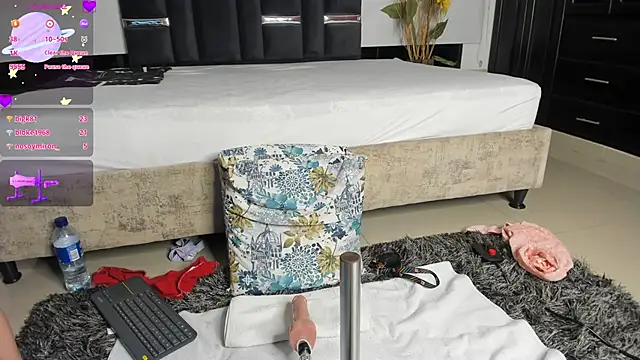 kinky polar online show from 01/22/25, 04:44