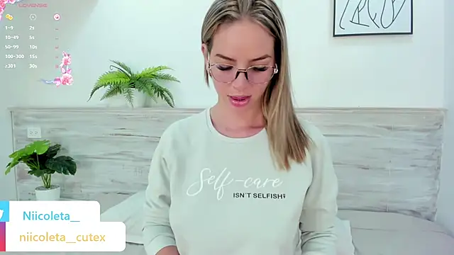 Niicoleta online show from 02/23/25, 04:50