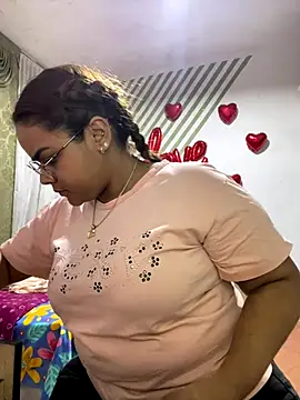 Evabigass online show from 11/28/25, 10:45