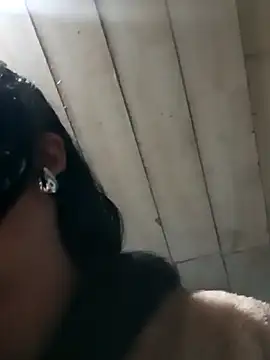 Elvishcassie  online show from 03/12/25, 06:55