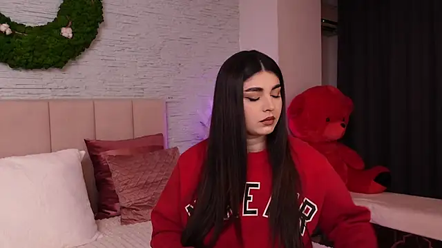 RachelSwaan online show from 02/12/25, 04:33