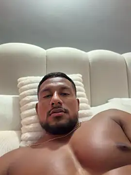 Snapshot of CallumMuscle chatting on 07/20/26, 11:18 CallumMuscle online show from 07/20/26, 11:18