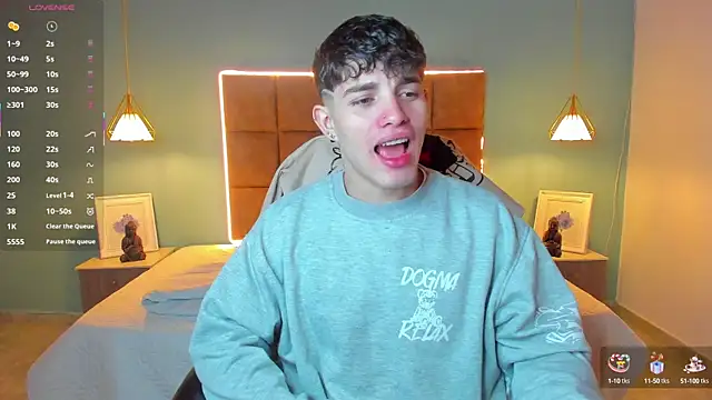 AlejooTwink online show from 10/12/25, 01:59