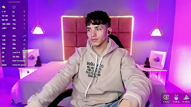 AlejooTwink online show from 03/18/26, 07:33