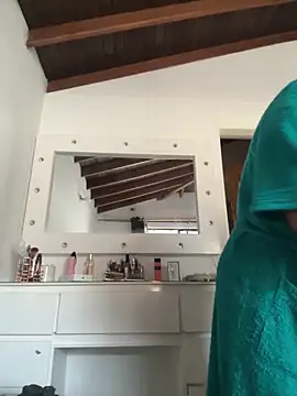 siri duque online show from 04/15/26, 08:09