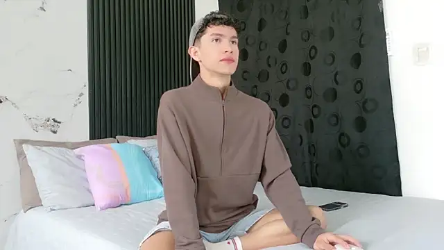 Noah tyler  online show from 02/04/26, 12:55