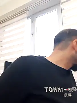 Snapshot of krzantem3454 chatting on 02/11/25, 02:57 krzantem3454 online show from 02/11/25, 02:57