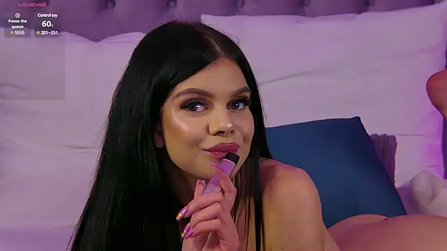 IvyRaven online show from 02/05/25, 12:31