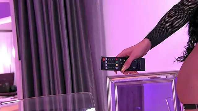 IvyRaven online show from 09/30/25, 06:02