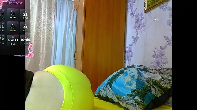 Aria  Dark online show from 10/27/25, 08:35