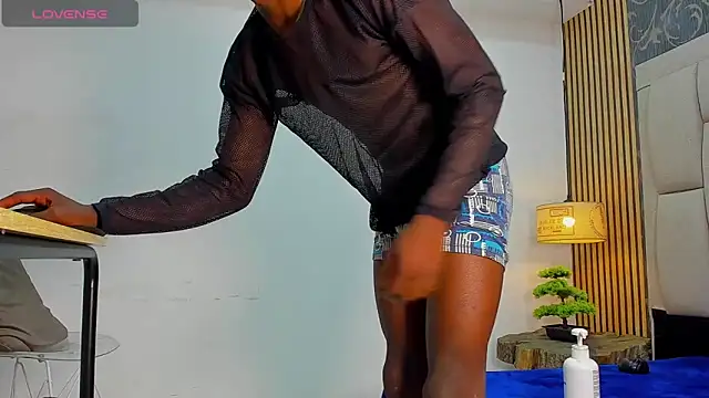 Snapshot of chimi88 chatting on 03/13/25, 03:50 chimi88 online show from 03/13/25, 03:50