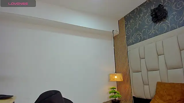 Snapshot of chimi88 chatting on 03/22/25, 02:58 chimi88 online show from 03/22/25, 02:58