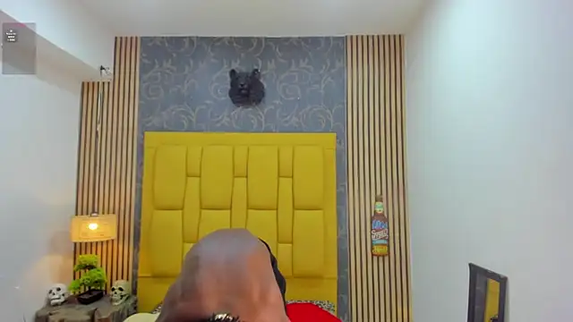 Snapshot of chimi88 chatting on 12/18/25, 11:27 chimi88 online show from 12/18/25, 11:27